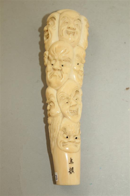 A Japanese ivory cane or parasol handle, early 20th century, 14.2cm